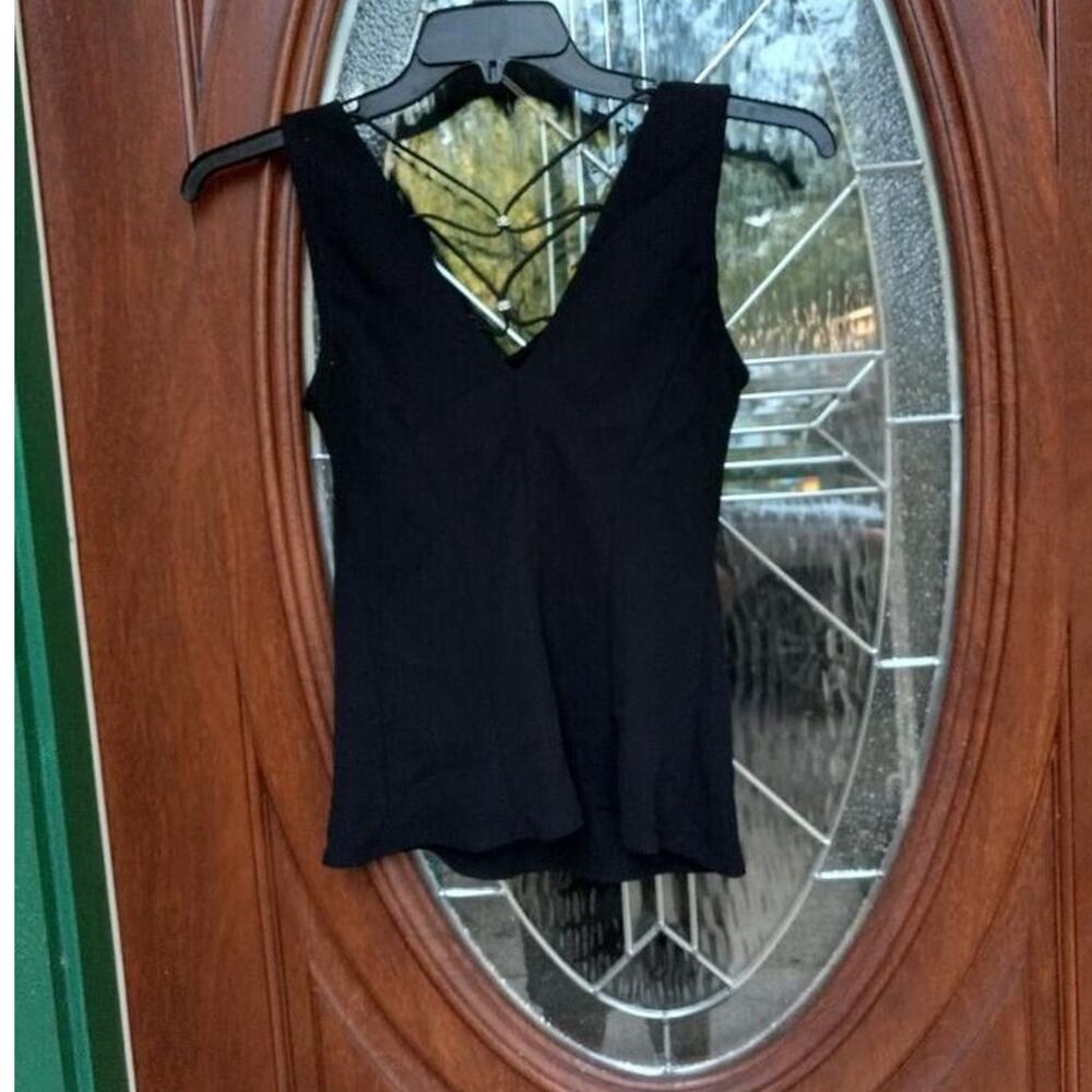 Dressbarn Sleeveless Solid Black Scoop Neck Dressy Top Size 4